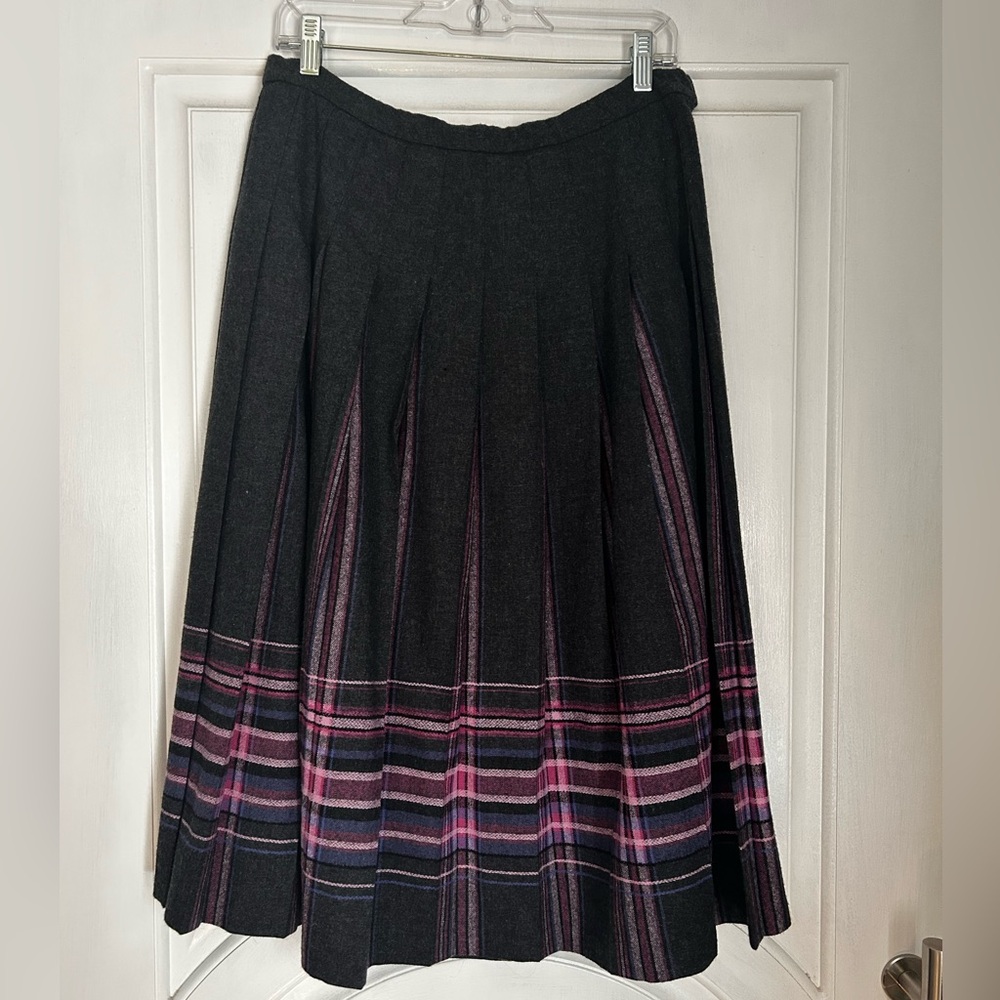 Vintage Pendleton Dark Gray and Pink Wool Skirt